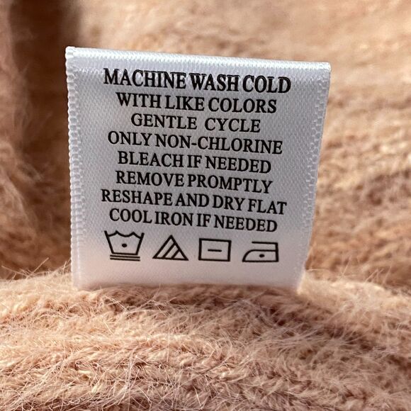 Forever 21 Ribbed Knit Fuzzy Crop Cardigan Sweater Women's Size Large - Picture 5 of 7